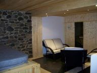 Chalet Leslie Alpen with sauna and whirlpool bath-24