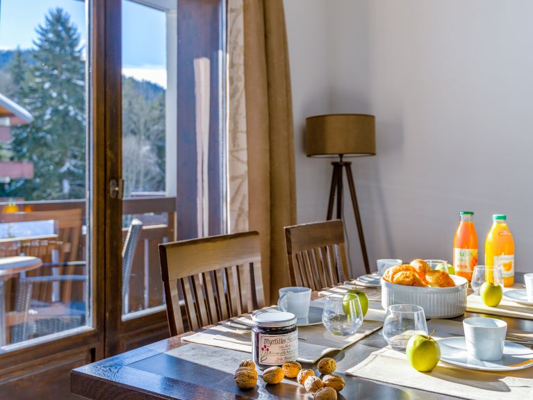 Chalet-apartment Les Fermes Emiguy with sleeping corner