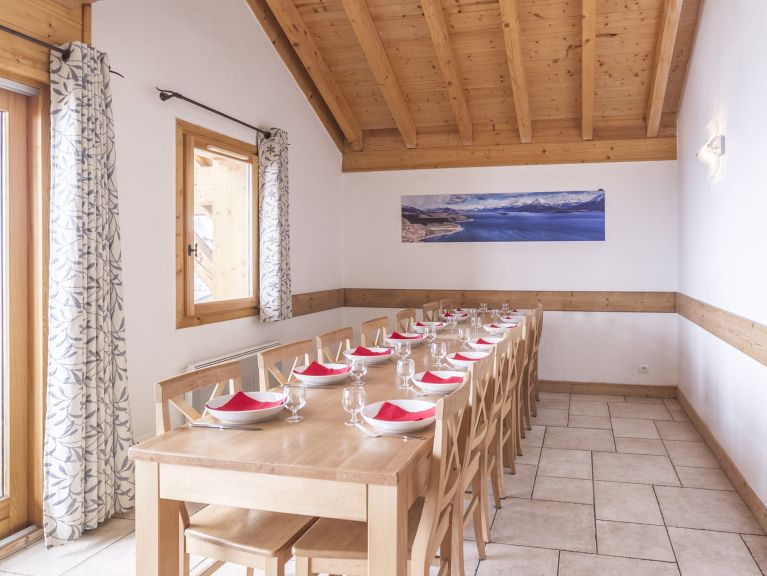 Chalet-apartment Dame Blanche 28 (combination 2 x 14) persons with two saunas
