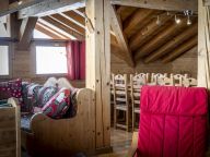 Chalet du Cocoon Pierra Menta 2 with sauna and shared outdoor hot tub-9
