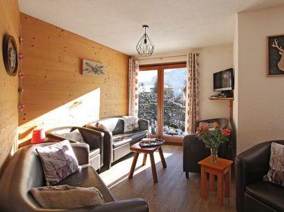 Chalet Sabot de Venus with outdoor hot tub-2