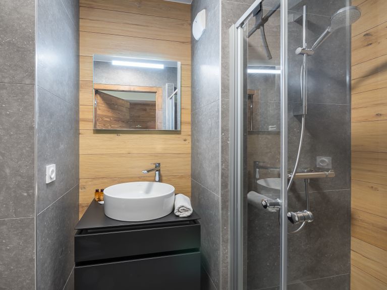 Apartment Quintessence