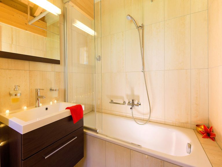 Chalet Etoile des 4 Vallées with private sauna
