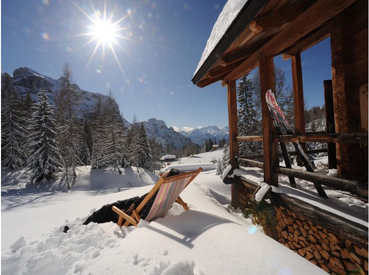 Ski village Cosy winter sport village; perfect for families with children-1