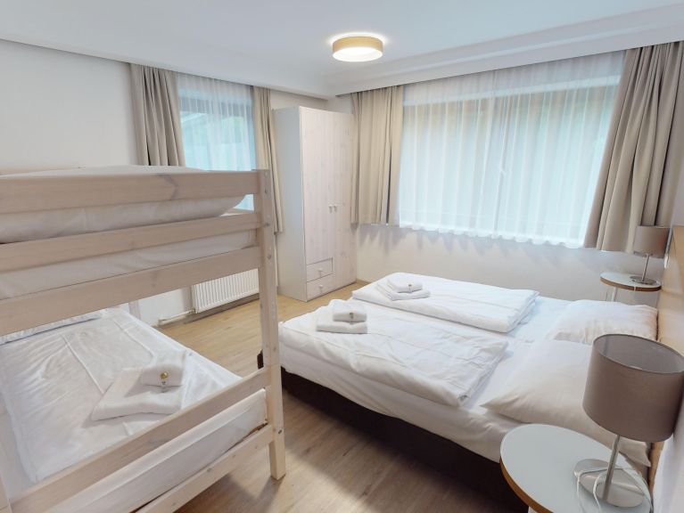 Chalet Edelweiss am See Combination, 6 apts. including communal kitchen/dining area