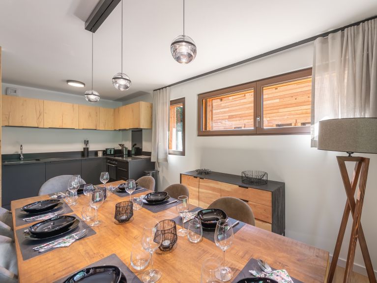 Apartment Quintessence