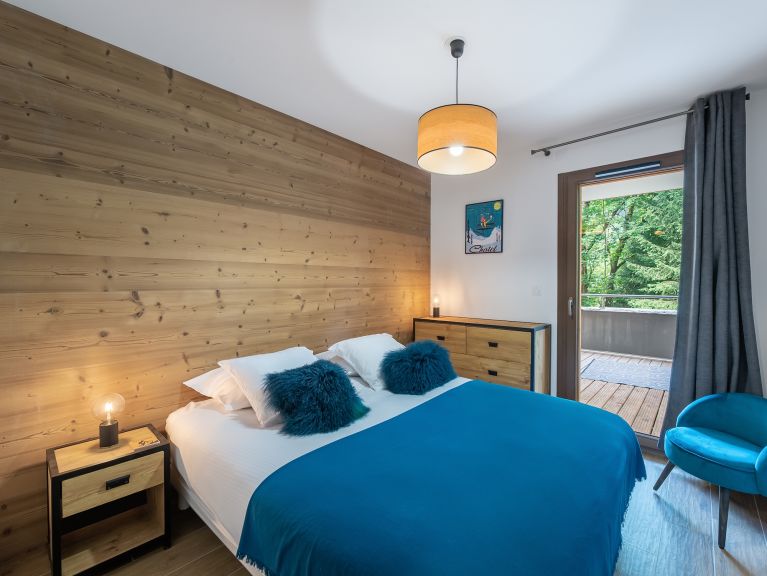 Apartment Quintessence
