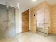 Chalet Am Kreischberg with private sauna-25