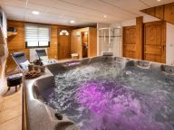 Chalet Lacuzon with private sauna and whirlpool-14
