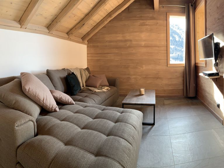 Chalet-apartment Opaline with private sauna
