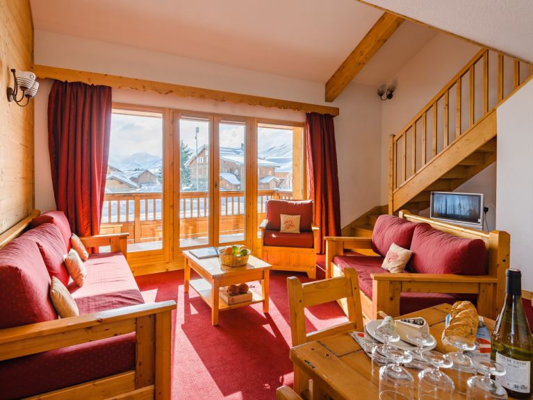Chalet-apartment L'Ecrin des Sybelles with cabin