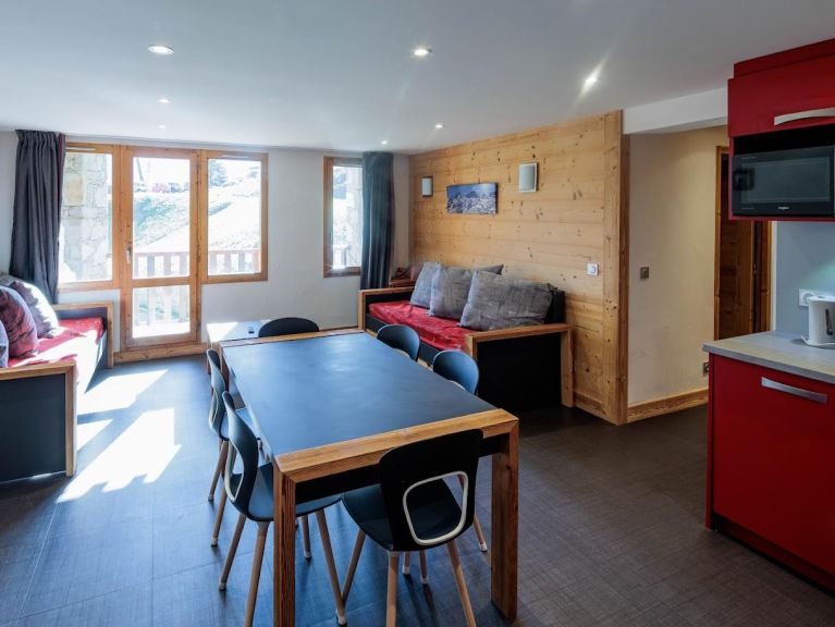 Apartment Backgammon