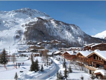 Ski village Winter sport village with atmosphere, plenty to do for snowboarders-3