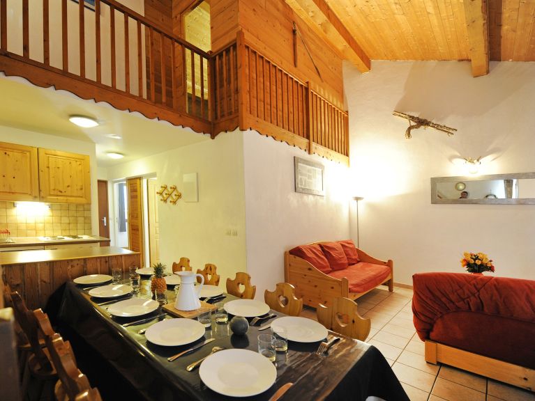 Chalet-apartment Cristal whole chalet