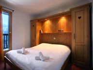 Chalet-apartment Des Neiges with sauna-6