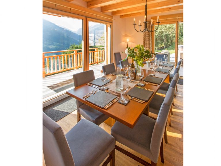 Chalet Des Etoiles Les Masses with outside whirlpool