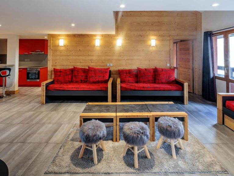 Apartment Backgammon