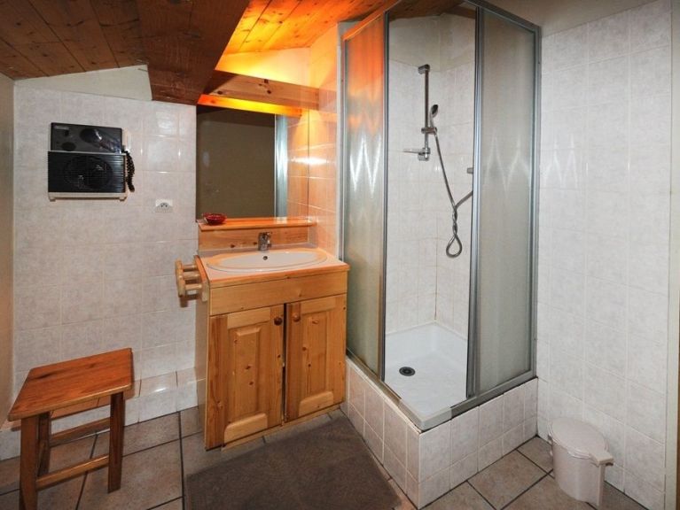 Chalet-apartment Cristal whole chalet