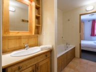 Chalet-apartment Les Balcons de Val Cenis Village with cabin-10