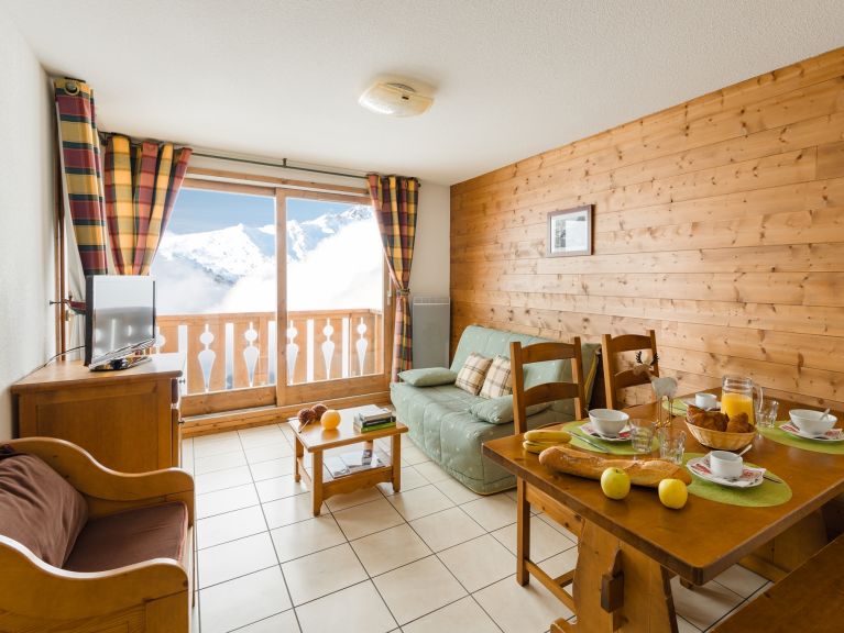 Apartment Résidence L'Arollaie with cabin or sleeping corner
