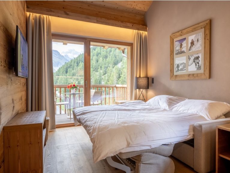 Apartment Swisspeak Resort Zinal with balcony