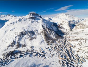 Ski village Winter sport village with atmosphere, plenty to do for snowboarders-6