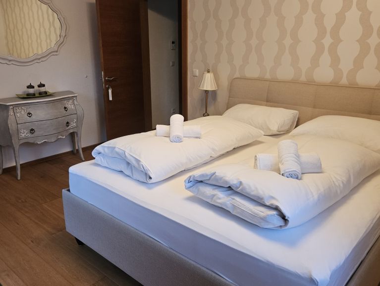 Chalet Anna Maria catering included