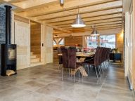 Chalet Haute Cime with outdoor whirlpool and sauna-7