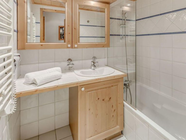 Chalet-apartment Les Alpages de Champagny apartment C14