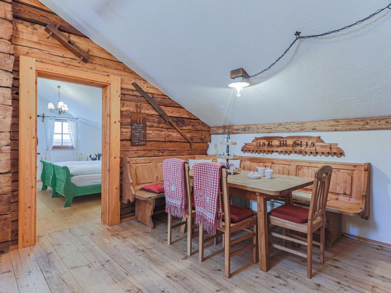 Chalet-apartment Hauserbauer