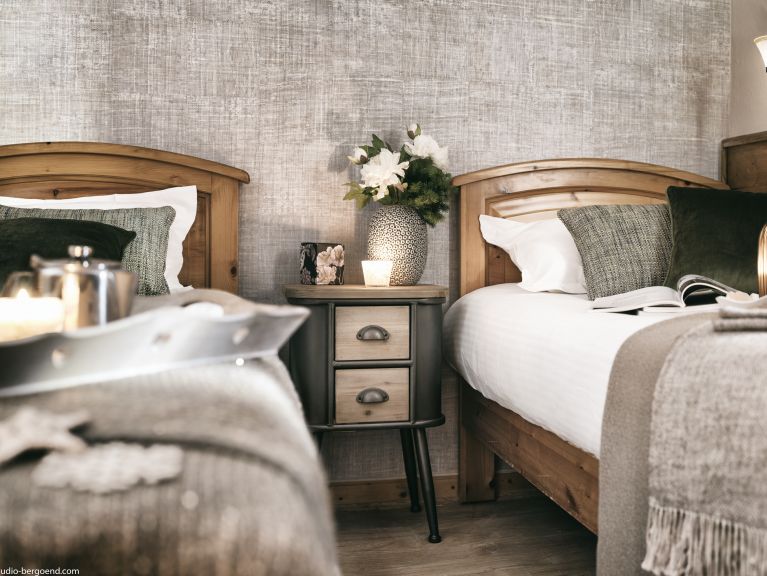 Chalet-apartment Montagnettes Hameau du Soleil I with sauna