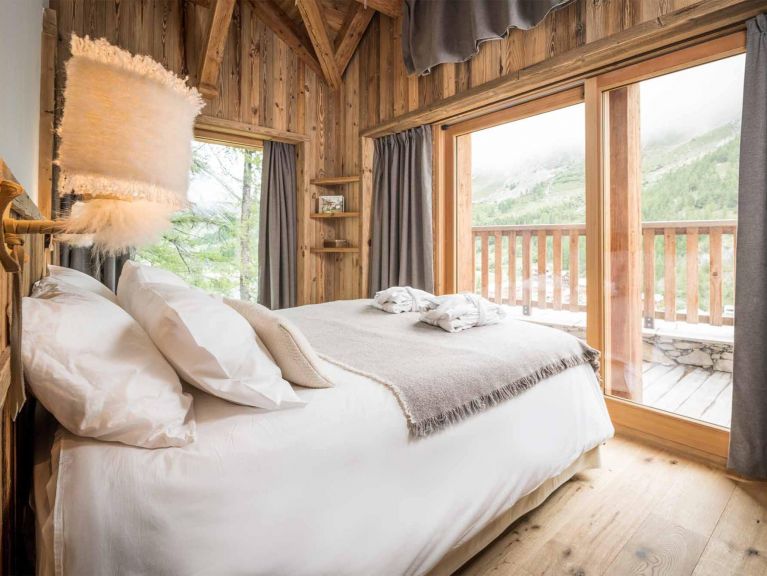 Chalet Inuit Sunday to Sunday