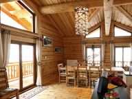 Chalet Leslie Alpen with sauna and whirlpool bath-8