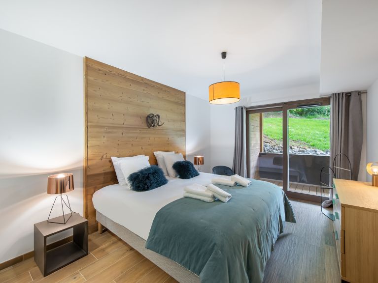 Apartment Quintessence