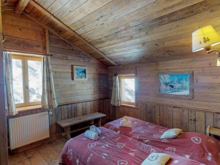 Chalet Necou with sauna