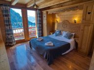 Chalet Les 2 Vallees with outdoor whirlpool and sauna-12