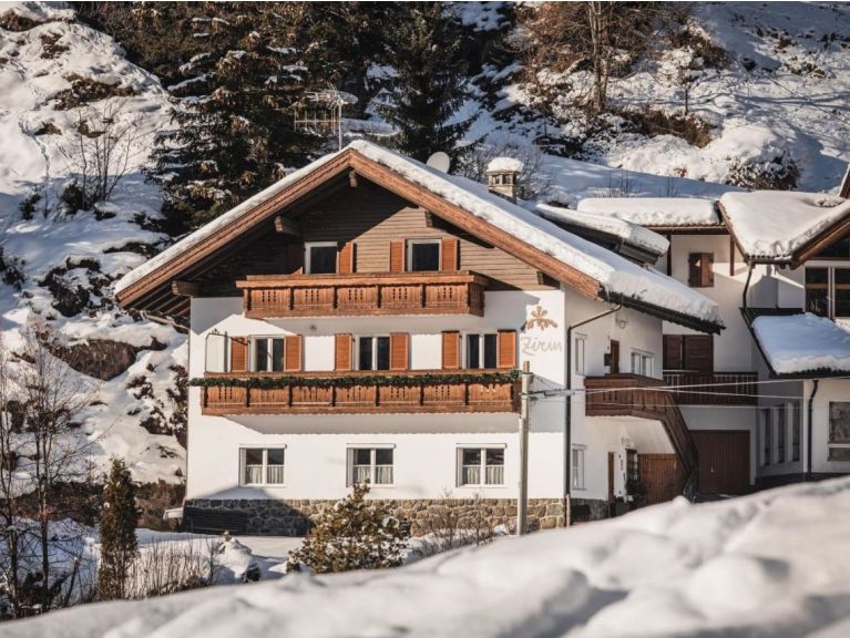 Chalet Zirm catering included