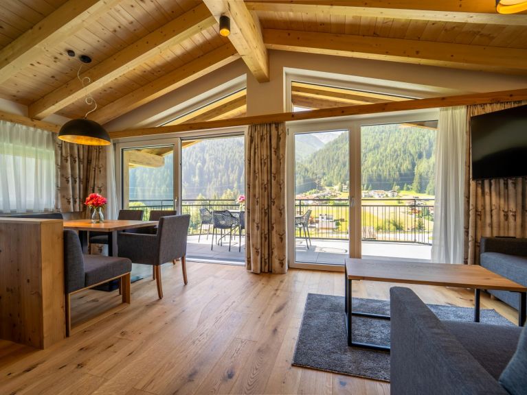 Chalet-apartment Pettneu Top 4
