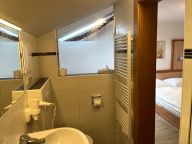 Pension Haus Riedlsperger Double room without balcony, incl. breakfast-7