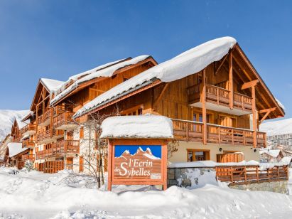 Chalet-apartment L'Ecrin des Sybelles with sleeping corner-1