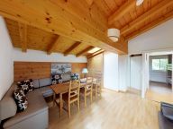Chalet Edelweiss am See WEEKENDSKI Saturday to Tuesday, combination, 6 apt incl. communal kitchen and dining area-78