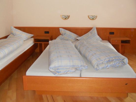 Apartment Beim Brunnen-8