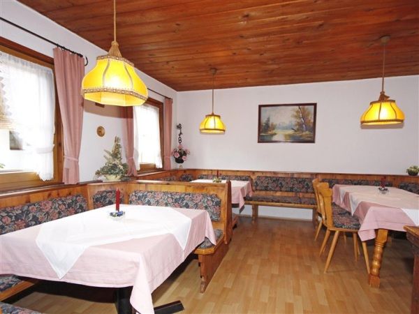 Chalet-apartment Hollenzen