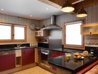 Chalet Fleurie with whirlpool-8