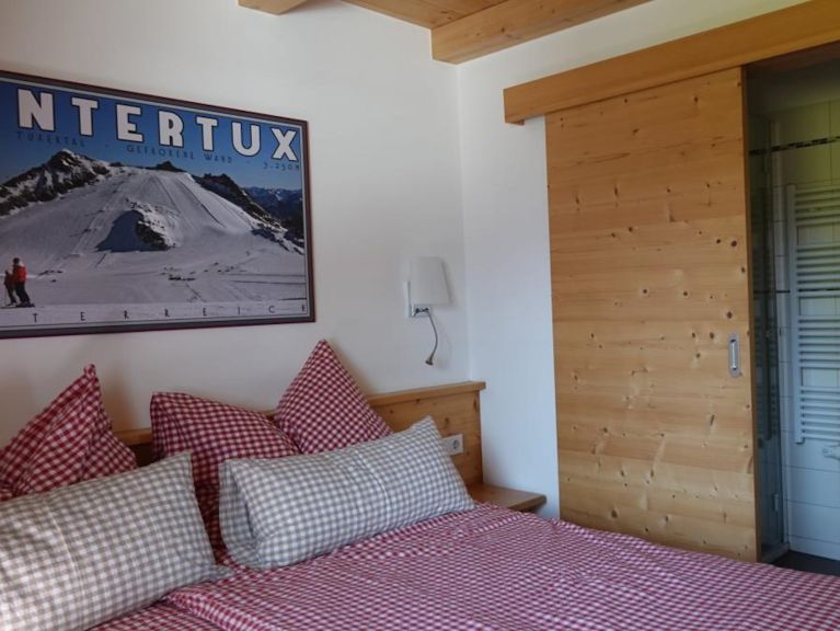 Chalet-apartment Alpenchalet am Wildkogel Kristall