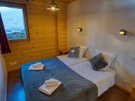 Chalet Les 2 Vallees with outdoor whirlpool and sauna-8