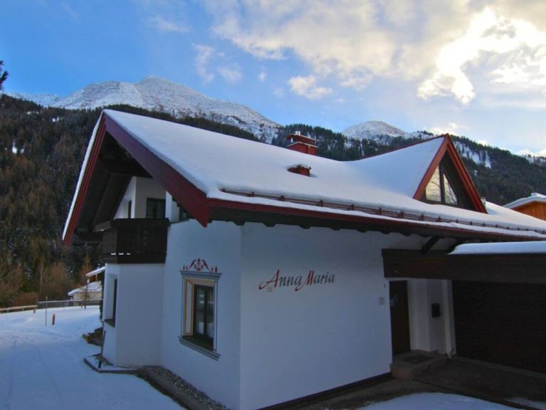 Chalet Anna Maria catering included