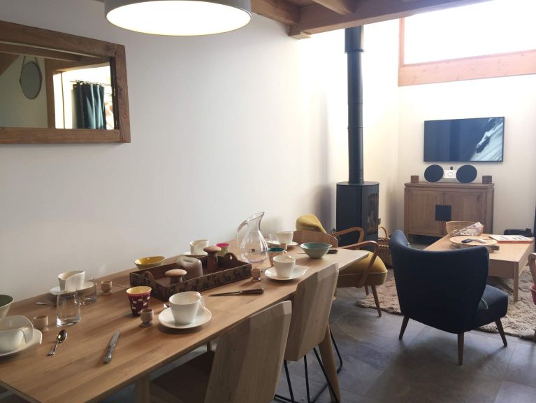 Chalet Caseblanche Lea with wood stove, sauna and whirlpool