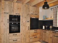 Chalet le Mas des Neiges with whirlpool and hammam-9