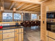 Chalet Haute Cime with outdoor whirlpool and sauna-10